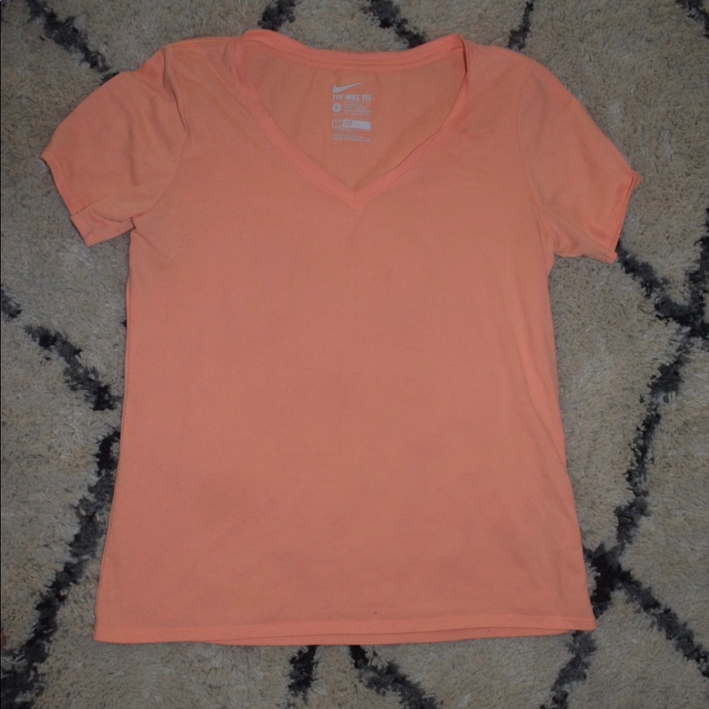 Nike short sleeve t shirt